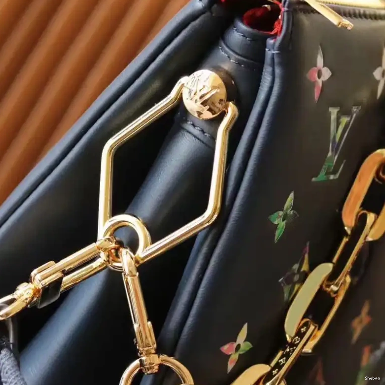 2209DJ0023 Bag LV 0522